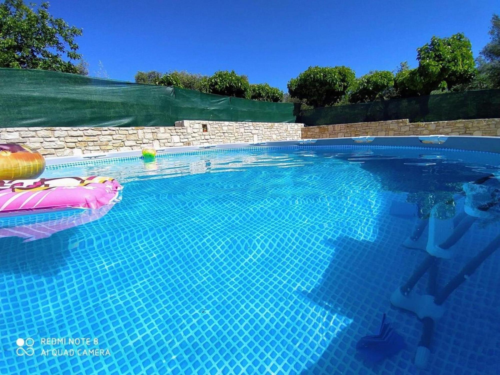 Traditional Villa In Pemonia Luaran gambar